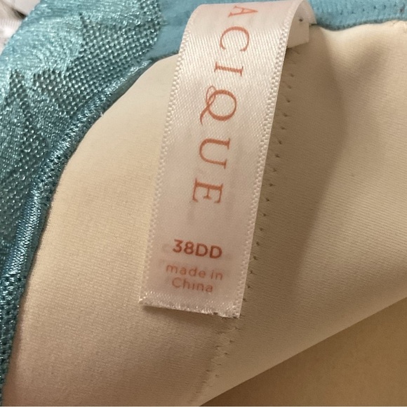 Cacique Totally Smooth Lightly Lined Full Coverage Bra teal blue lace 38DD - Picture 7 of 9